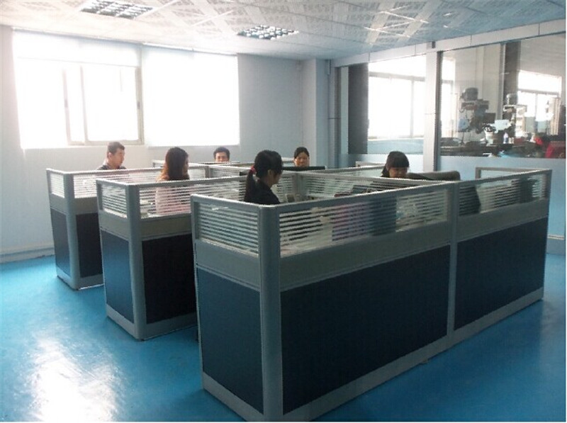 旭锦塑胶模具办公室
