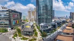 这款典藏卡融合烫金、闪膜等顶尖技术