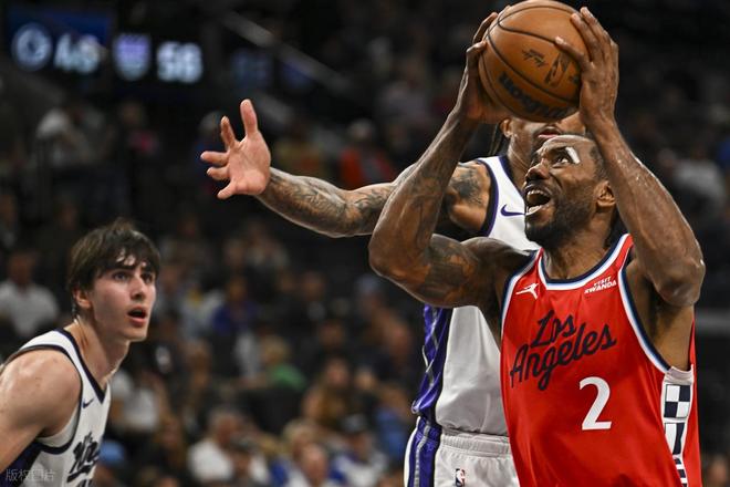 快船主场不敌国王 威少三双小卡伤退德罗赞两次