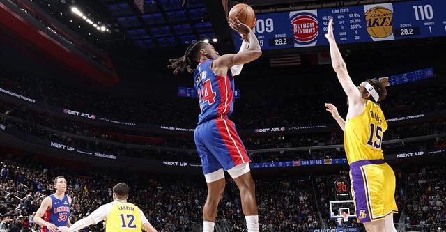 活塞终结湖人9连胜 詹金斯30分关键跳投锁定胜局