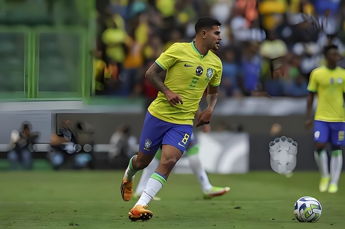 陈涛临危受命率队逆转津门虎 戴伟浚复出助深圳