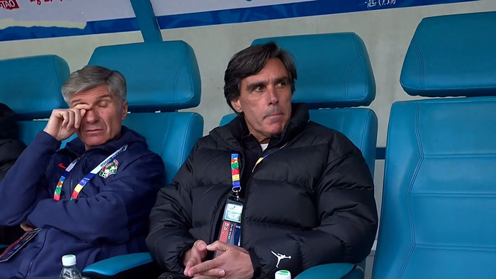 青岛海牛主场爆冷击败河南队 河南三连败保级形