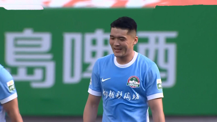 青岛海牛主场爆冷击败河南队 河南三连败保级形