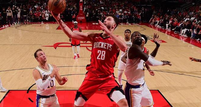 NBA季后赛格局初定雷霆凯尔特人马刺争冠七队或
