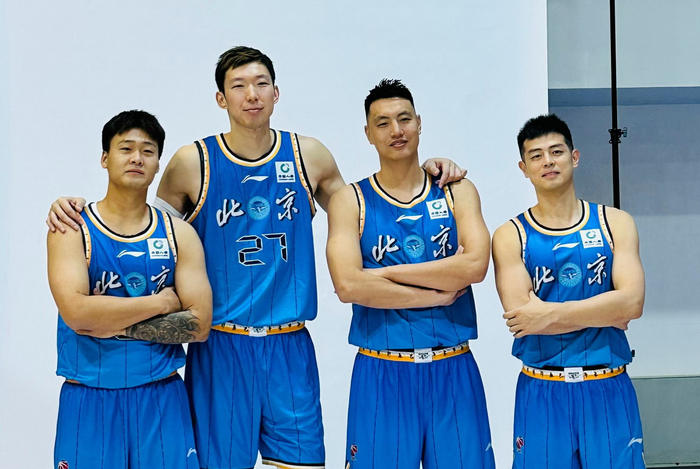 CBA季后赛四分之一决赛今晚打响 北京广东上海山